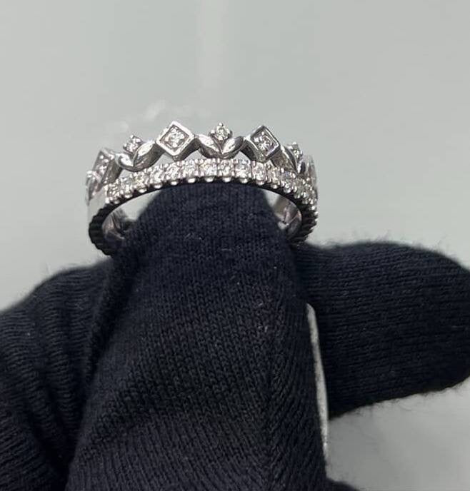 Ring - - 18