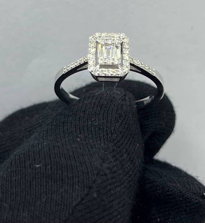 Ring - - 18