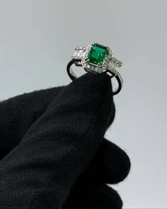 Ring - - 18