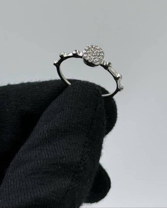 Ring - -