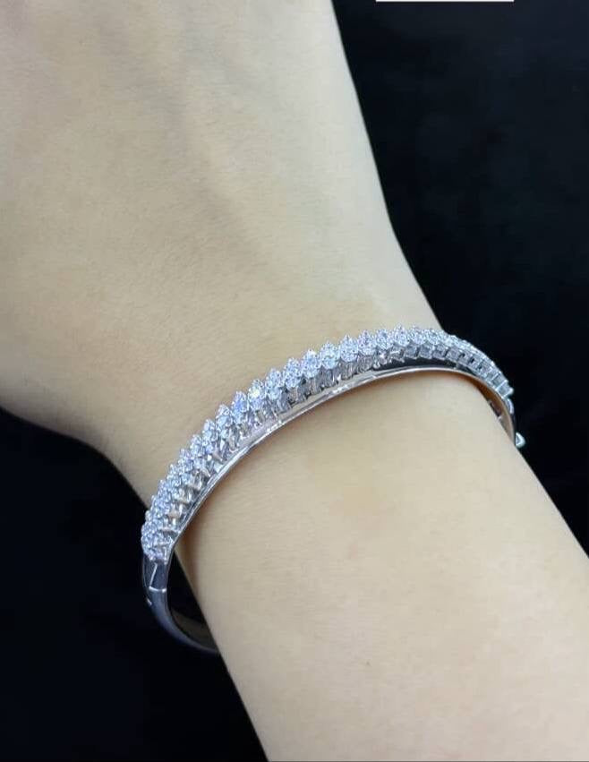 Bracelet - -