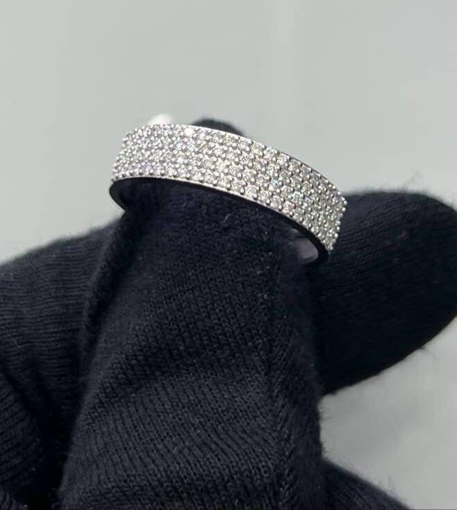 Ring - - 18