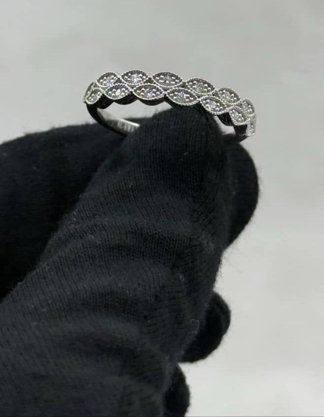 Ring - - 18