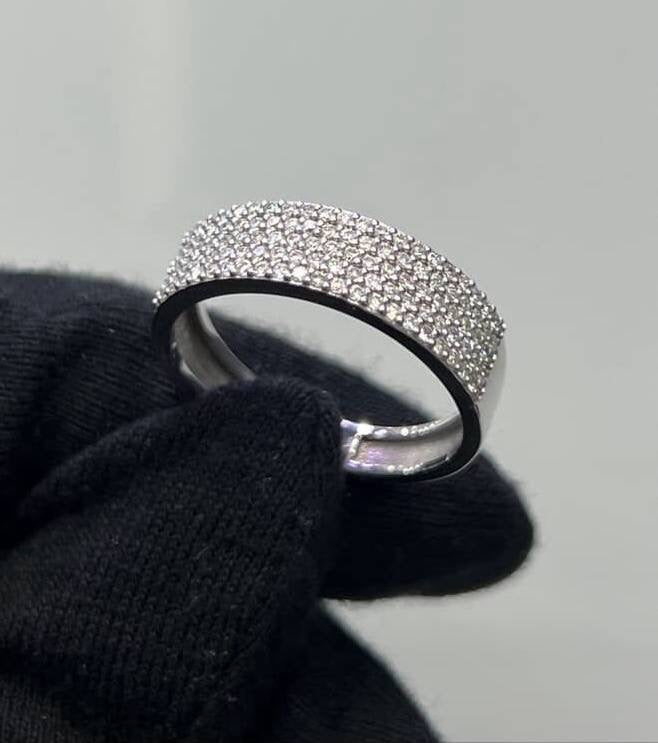 Ring - - 18
