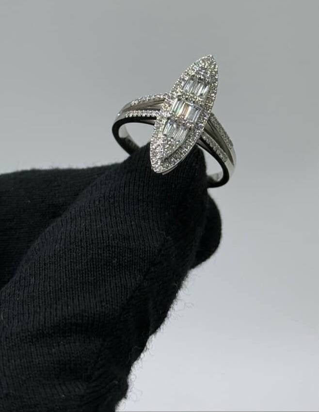 Ring - - 18