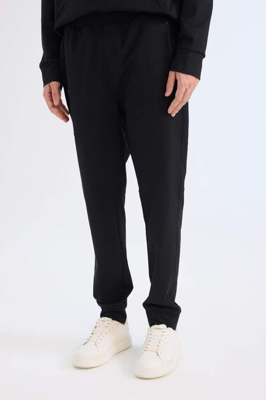 DeFactoFit Slim Fit Standard Leg Joggers - -