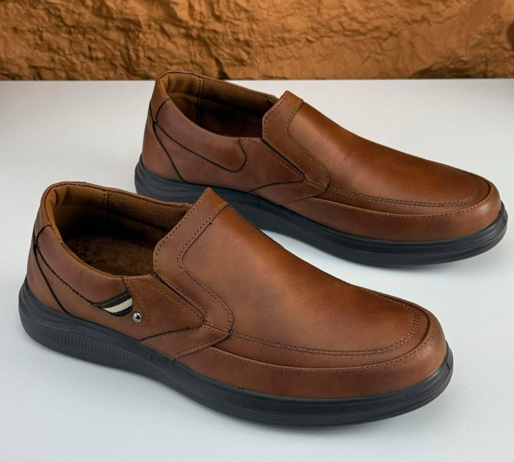 MEN FOOTWEAR - - Honey Brown