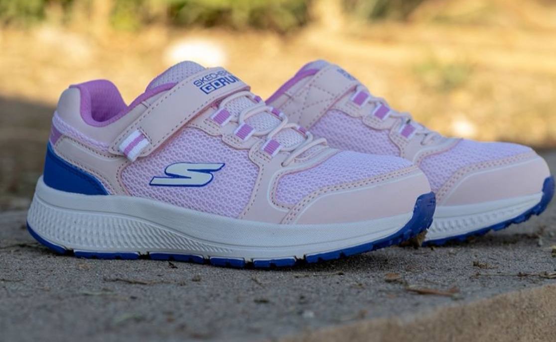 GIRLS FOOTWEAR - - Pink