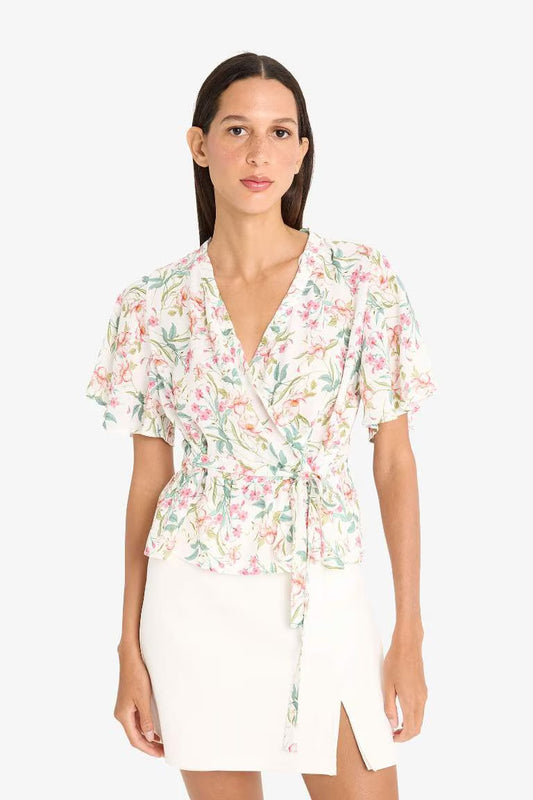 Slim Fit V-Neck Floral Short Sleeve Blouse - -
