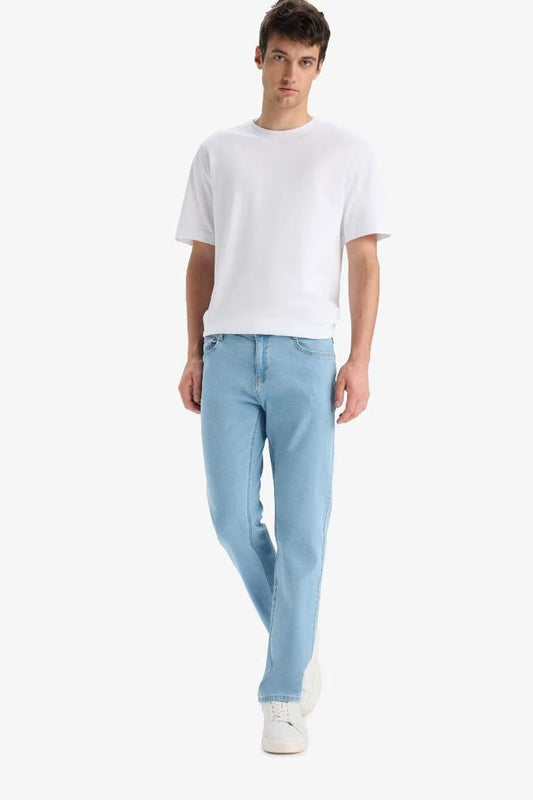 Sergio Regular Fit Regular Waist Straight Leg Jeans - -