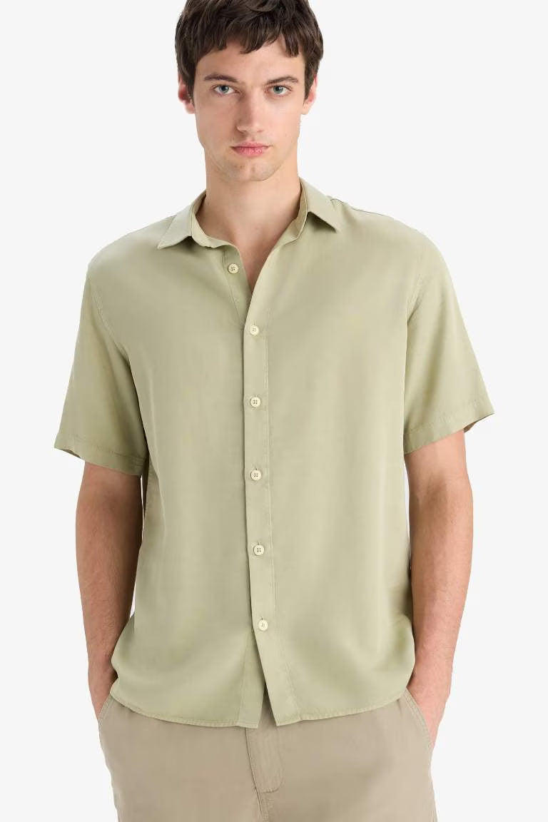Regular Fit Short Sleeve Shirt - - Light Khaki