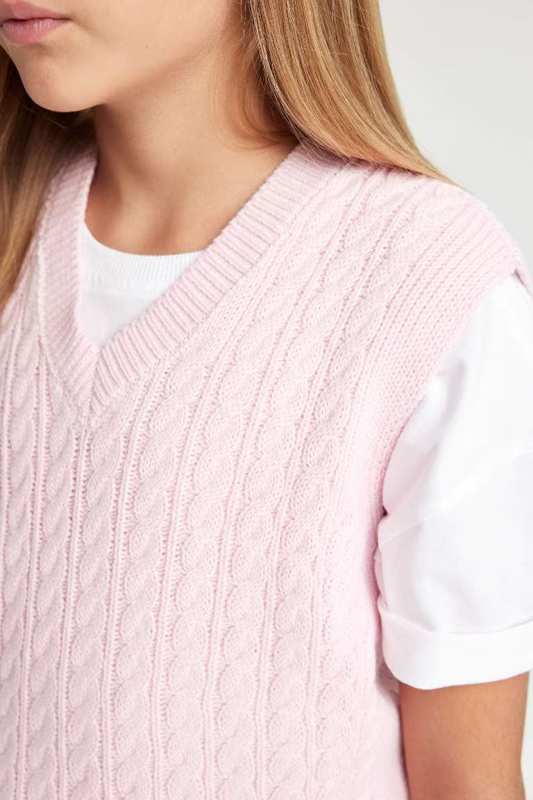 Girl Standard Fit Sweater Vest - -