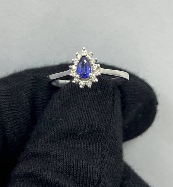 RING - - 18