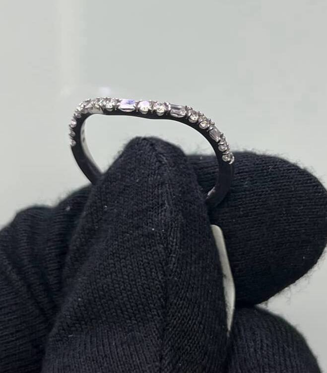 RING - - 18
