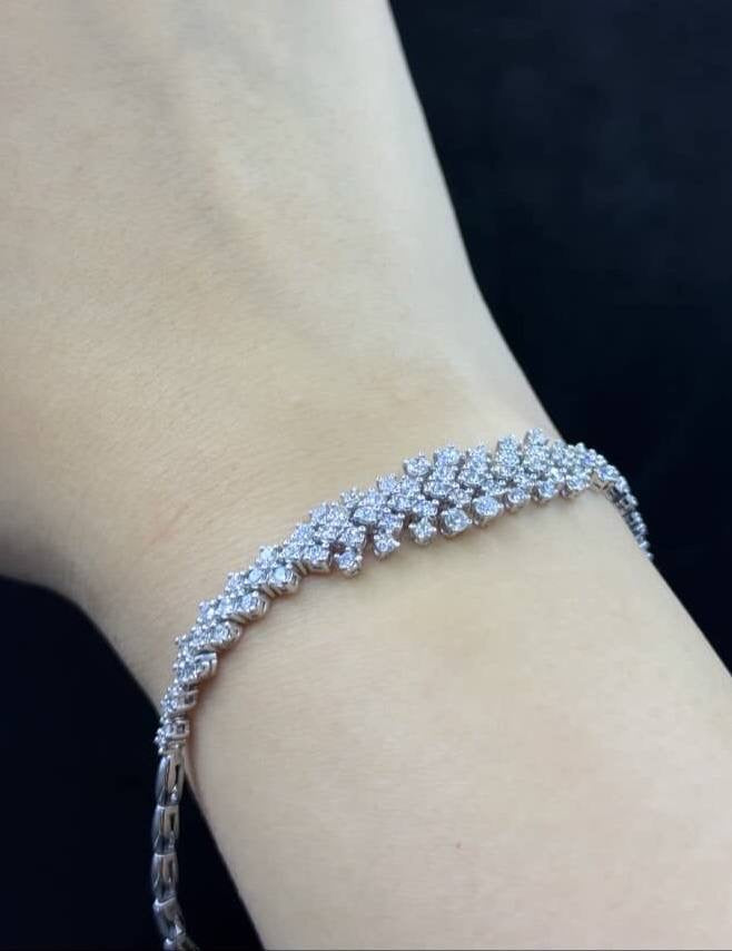 Bracelet - -