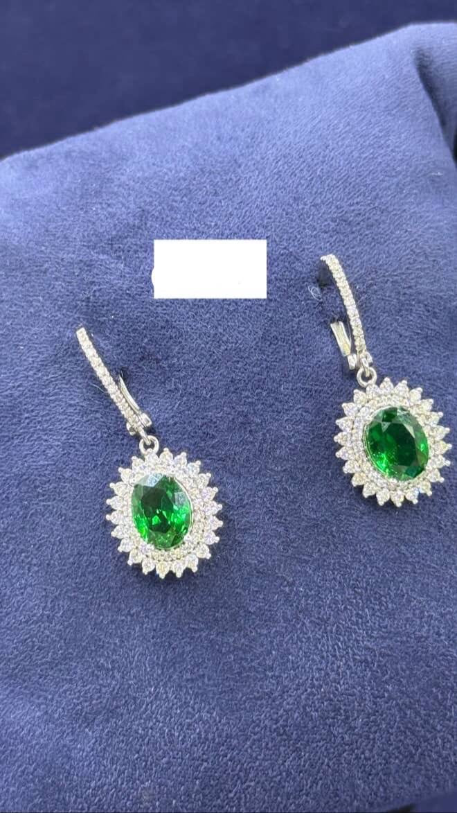 EARRINGS - -