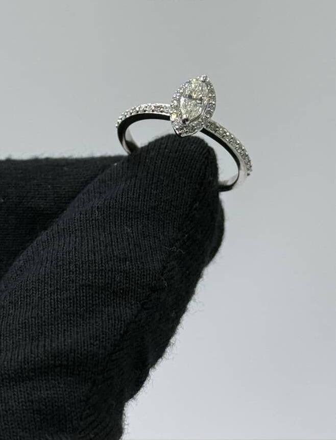 Ring - - 18