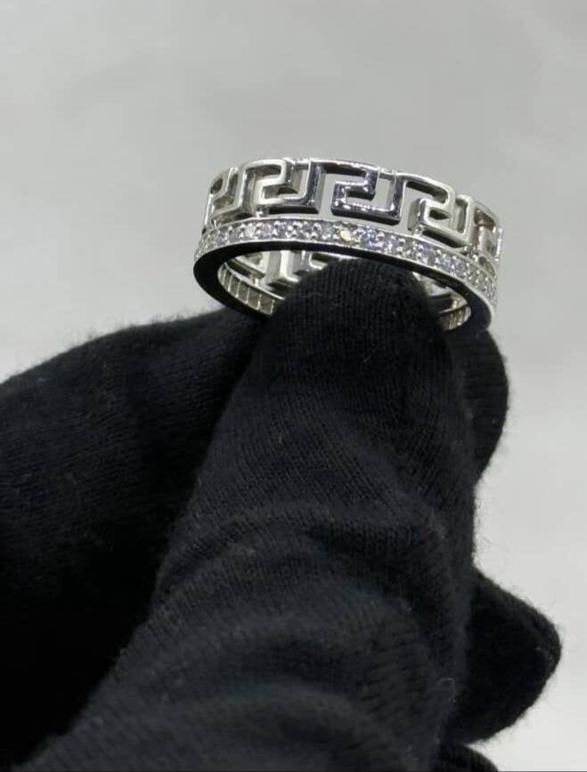 Ring - - 18