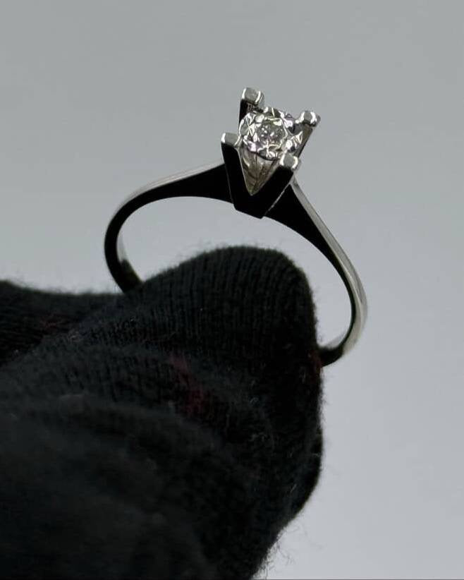 Ring - - 18