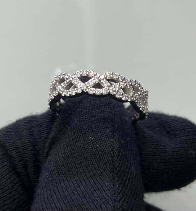 Ring - - 18