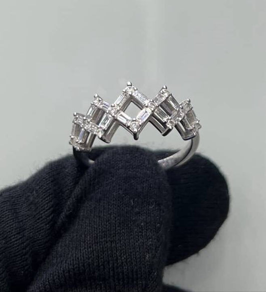 Ring - - 18