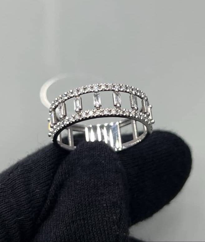 Ring - - 18