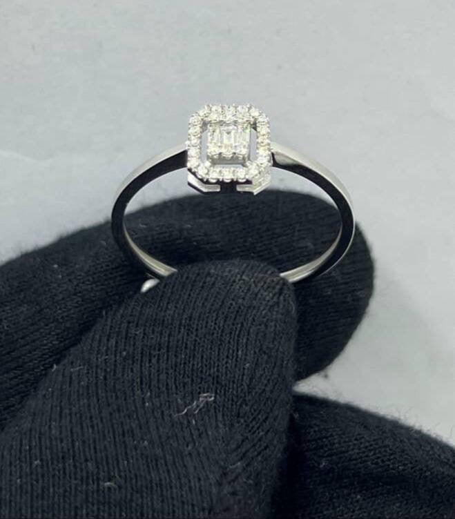 Ring - - 18
