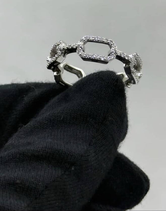 Ring - - 18