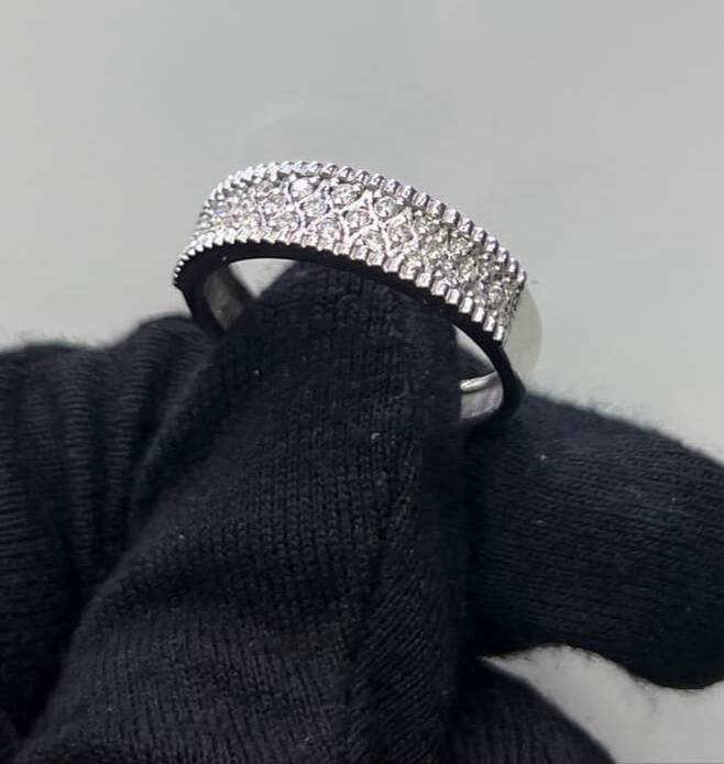 RING - - 18