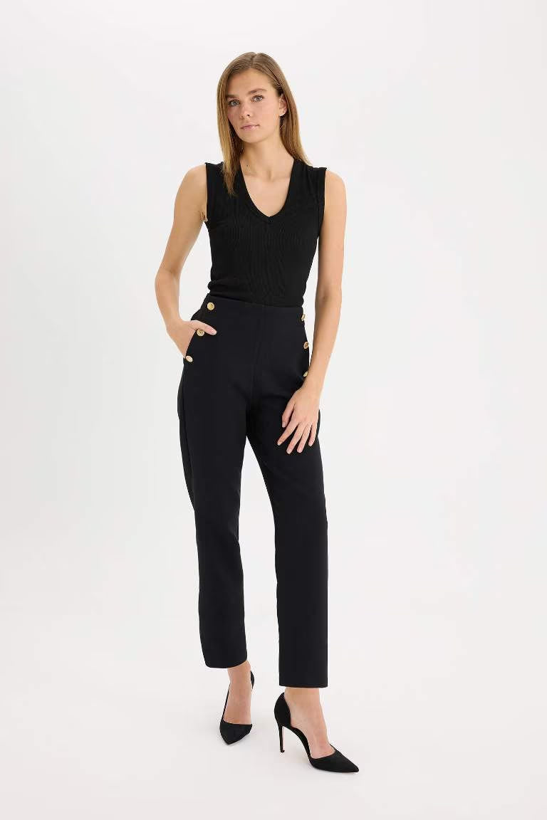 Carrot Fit High Waist Straight Leg Basic Trousers - - Black