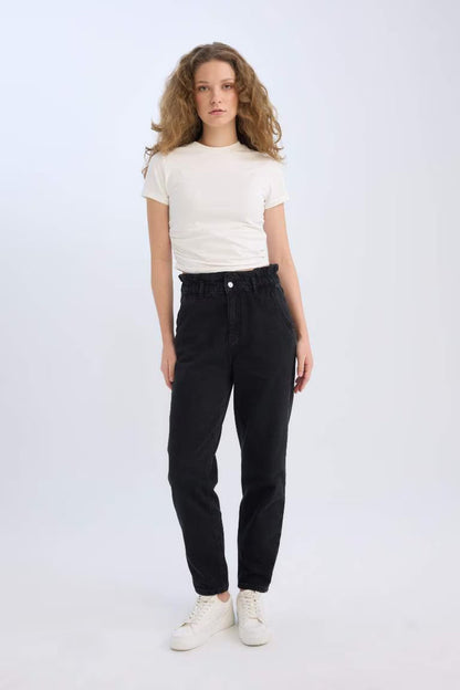 Paperbag Elastic Waist Ankle Length Jeans - -