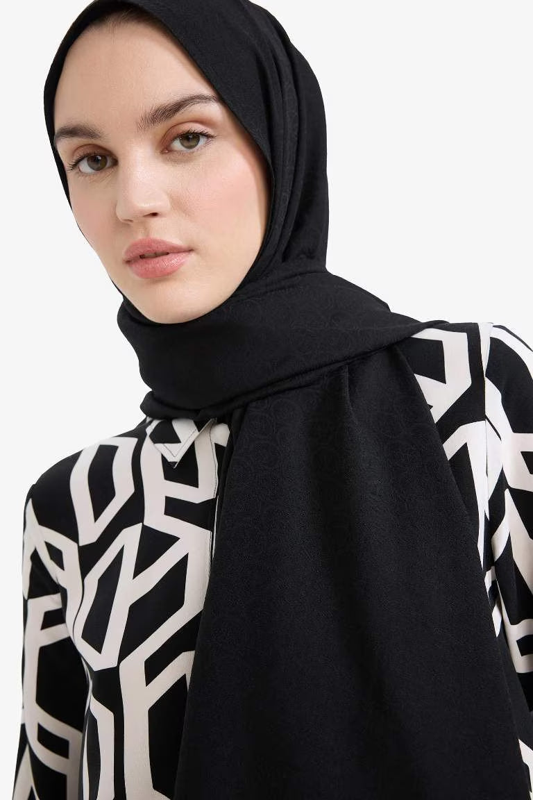 Woman Hijab Shawl - - Black