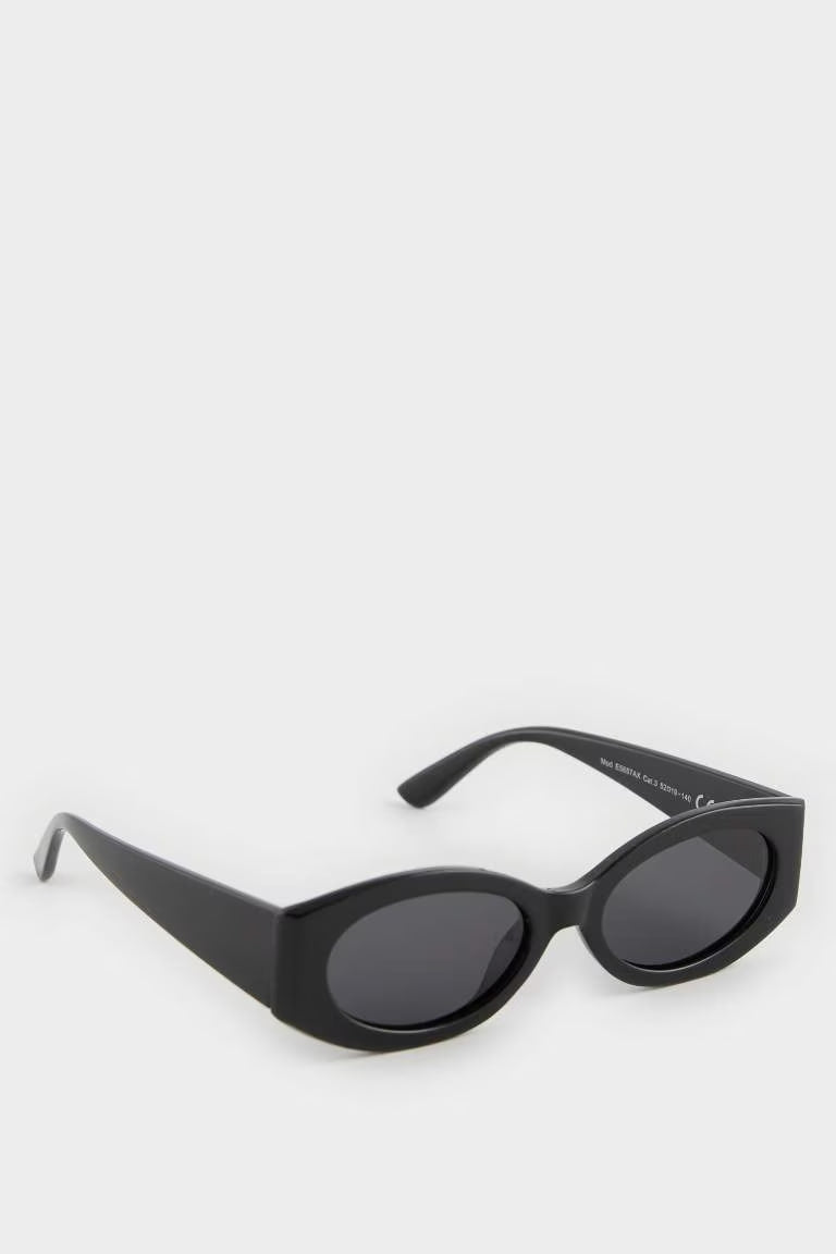 Woman Round Sunglasses - - Black