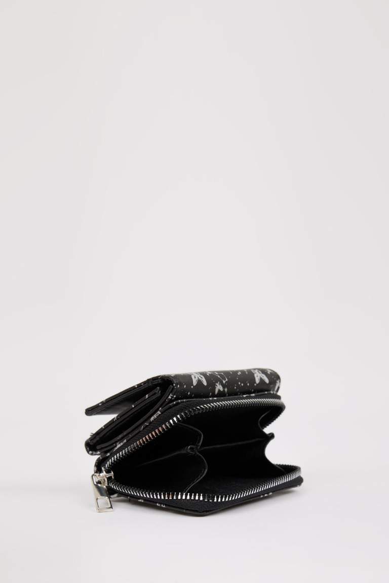 Woman Faux Leather Wallets - -