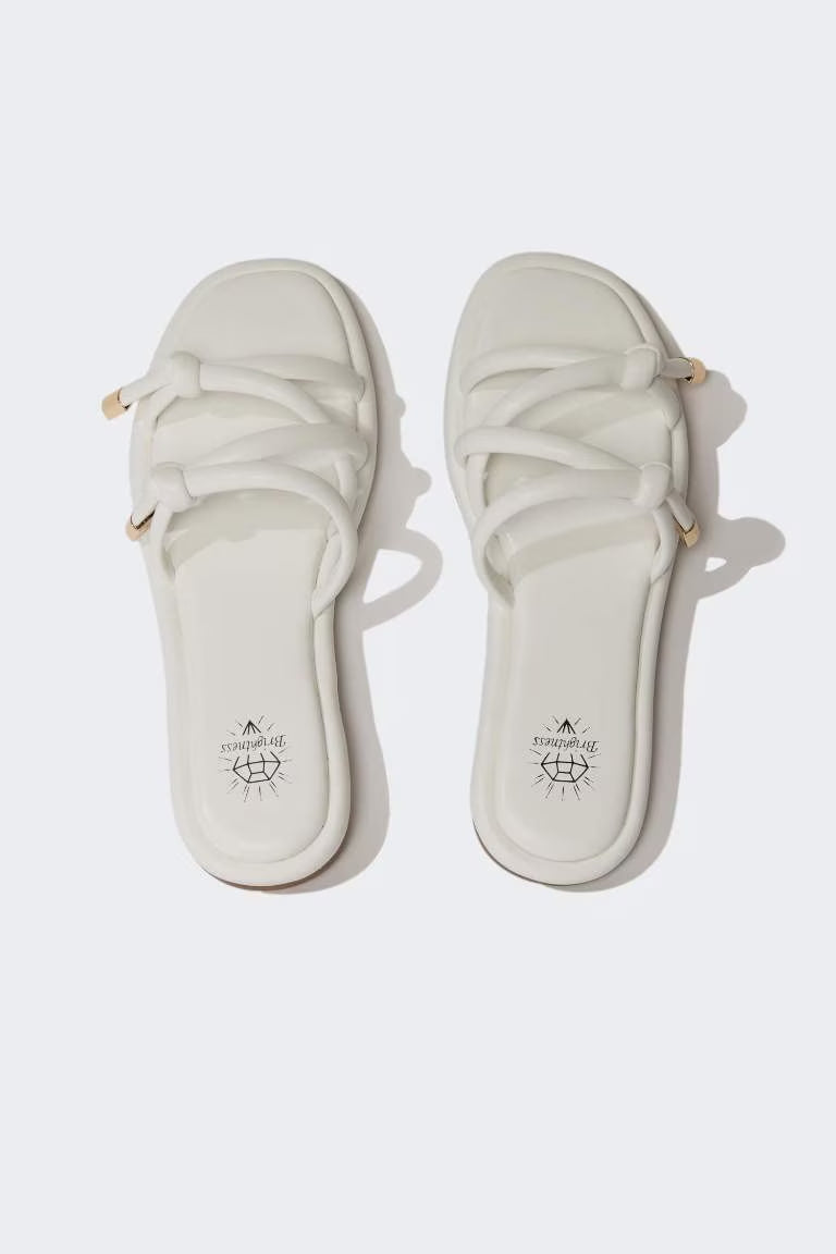 Woman Flat Base Faux Leather Slippers - - White