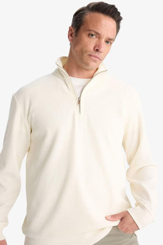 Comfort Fit Long Sleeve Sweatshirt - - Ecru