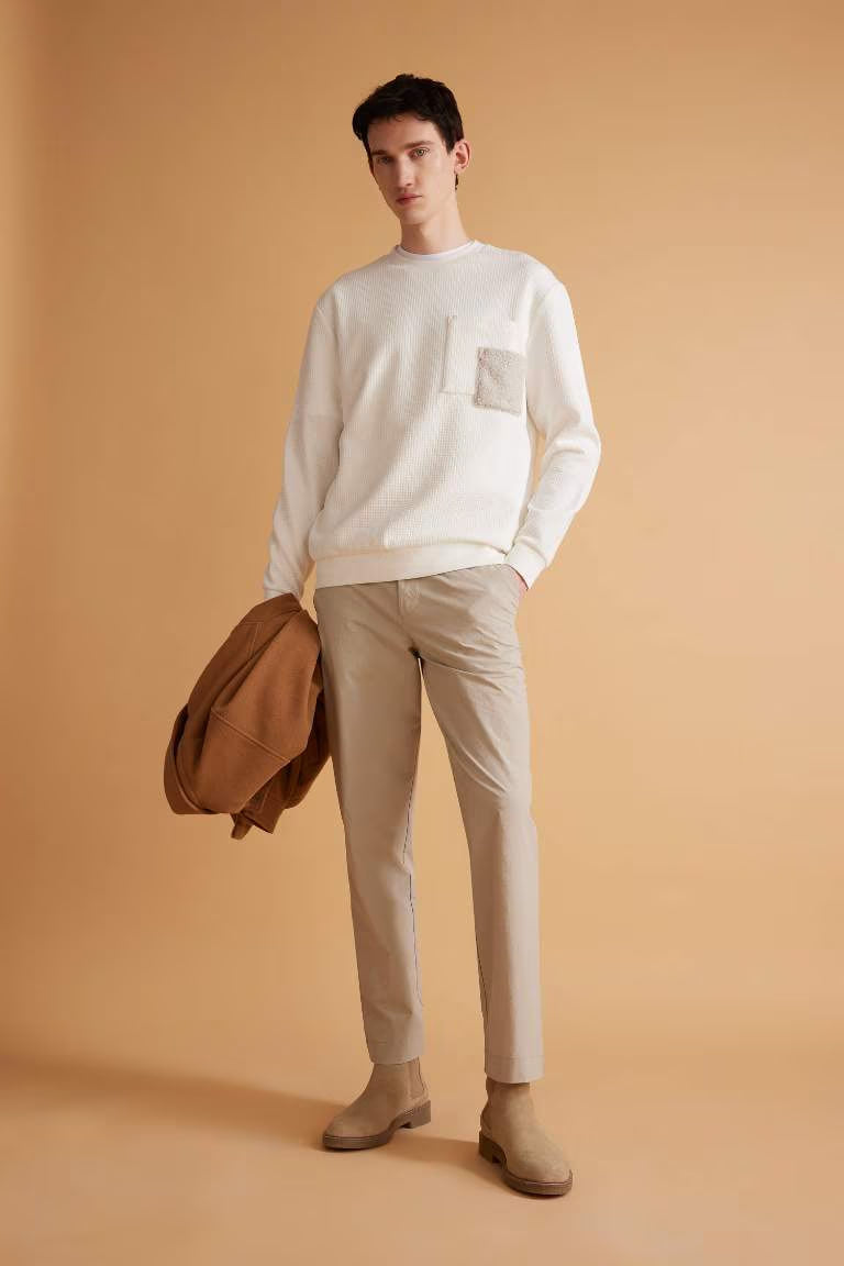 Regular Fit Long Sleeve Sweatshirt - -