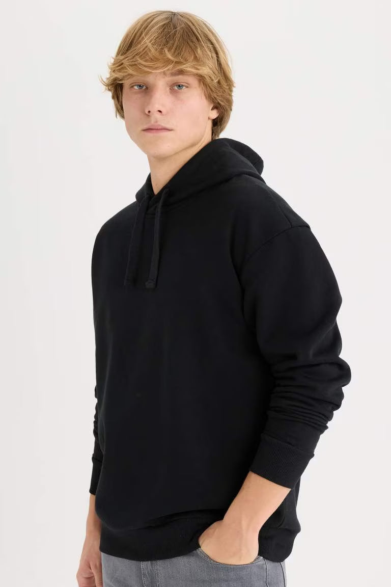 Boxy Fit Hooded Basic Sweatshirt - - Black