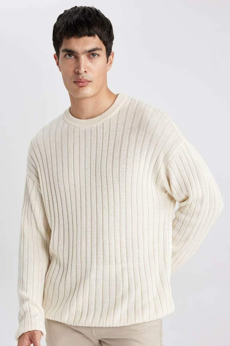 Relax Fit Crew Neck Knitted Basic Pullover - - Ecru