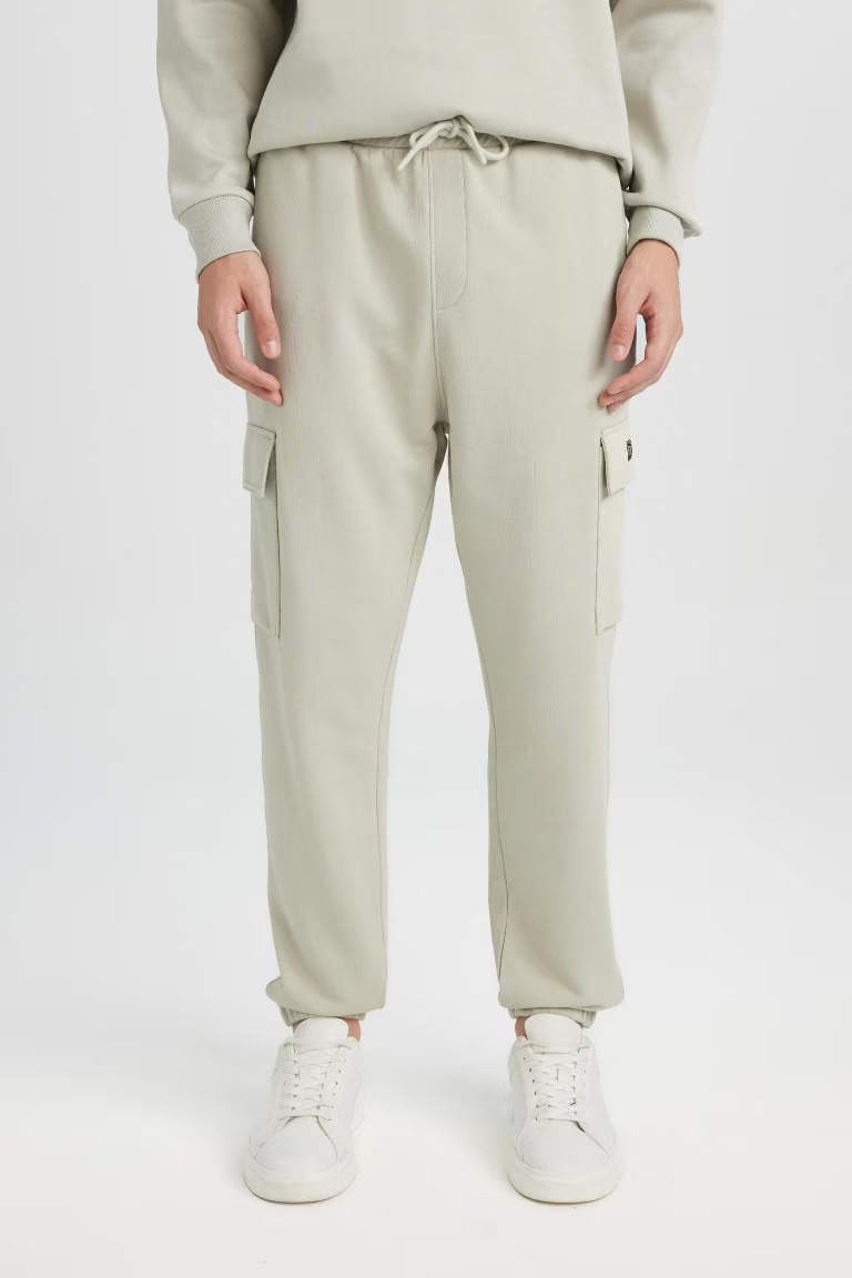 Regular Fit With Cargo Pocket Trousers - - Light Khaki