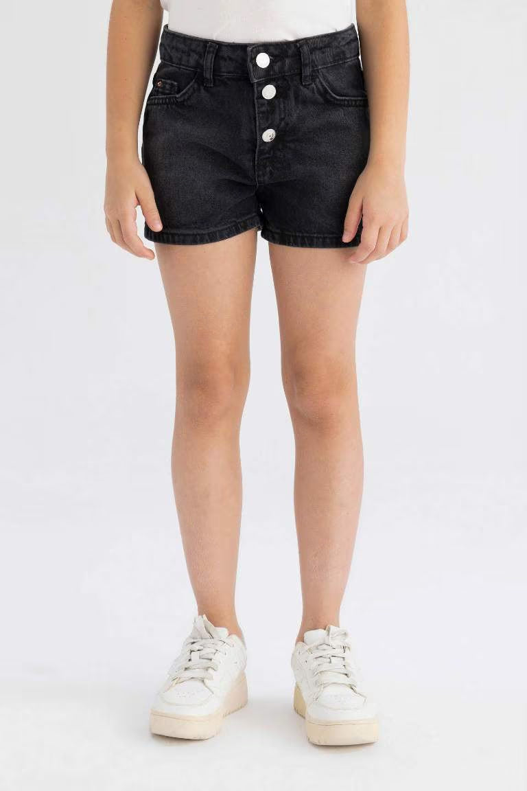 Girl Mom Fit Denim Shorts - -