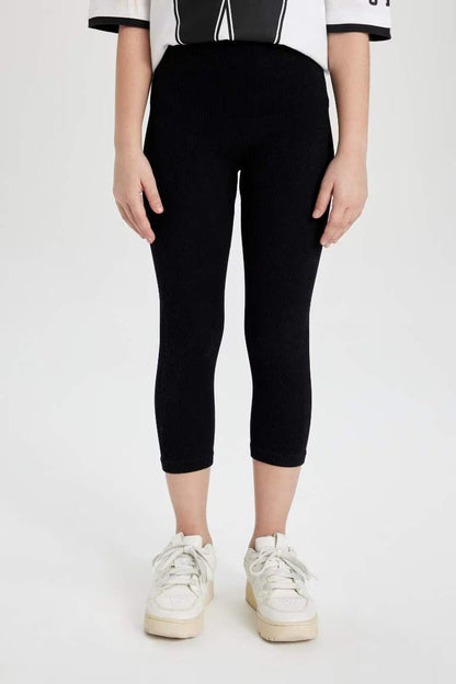 Girl Capri Length Leggings - -