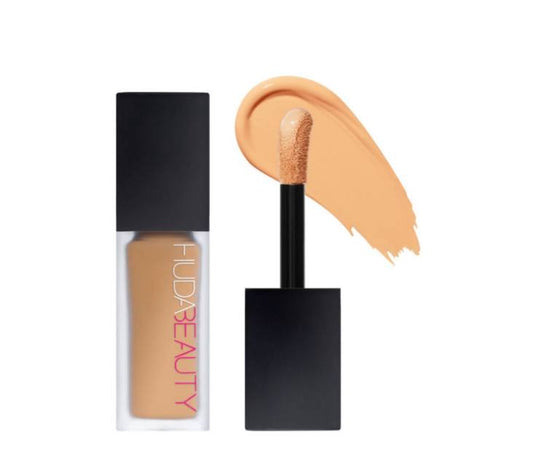 HUDA BEAUTY Creamy Concealer - -