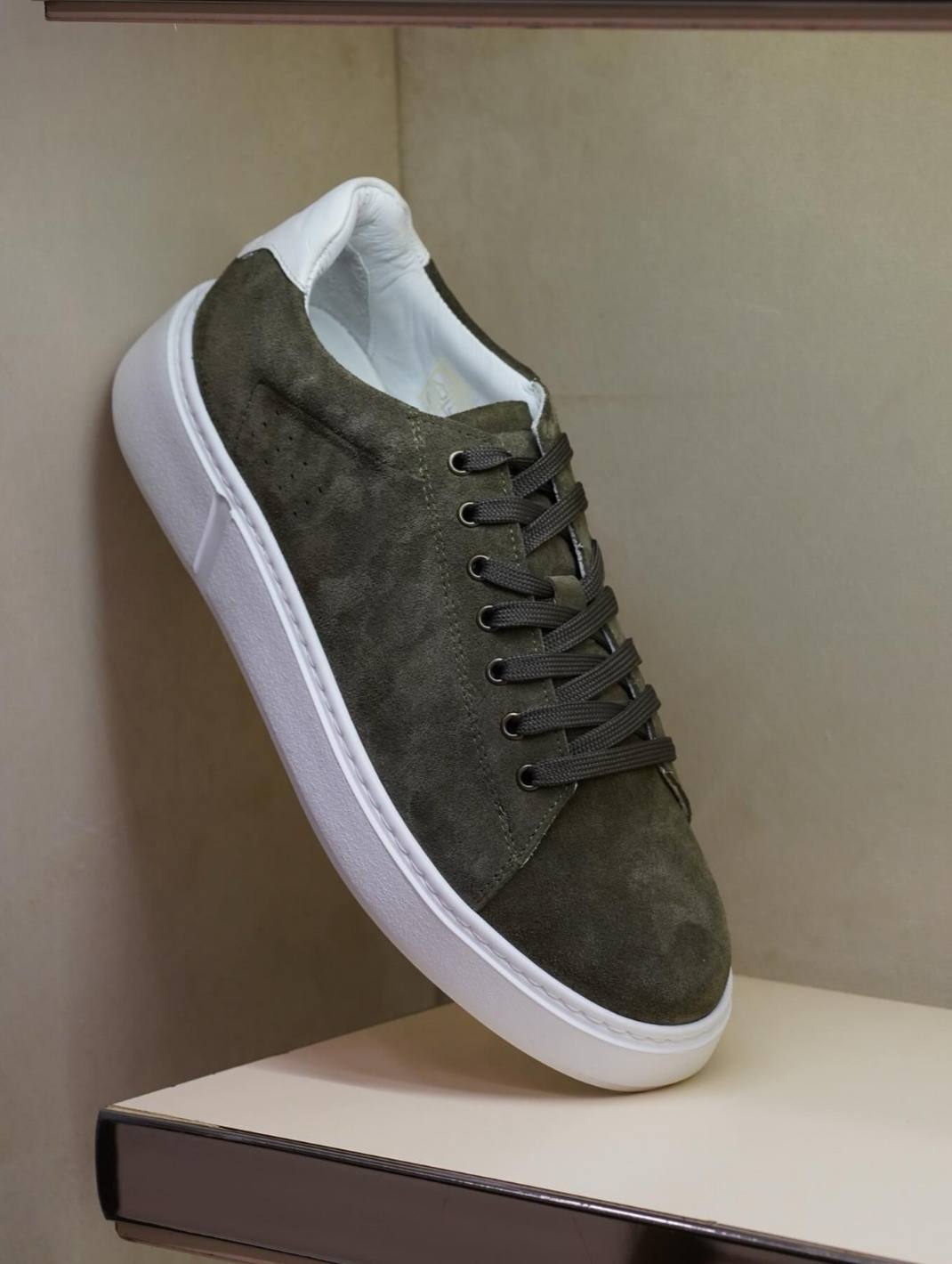Leather footwear - - Greenstone