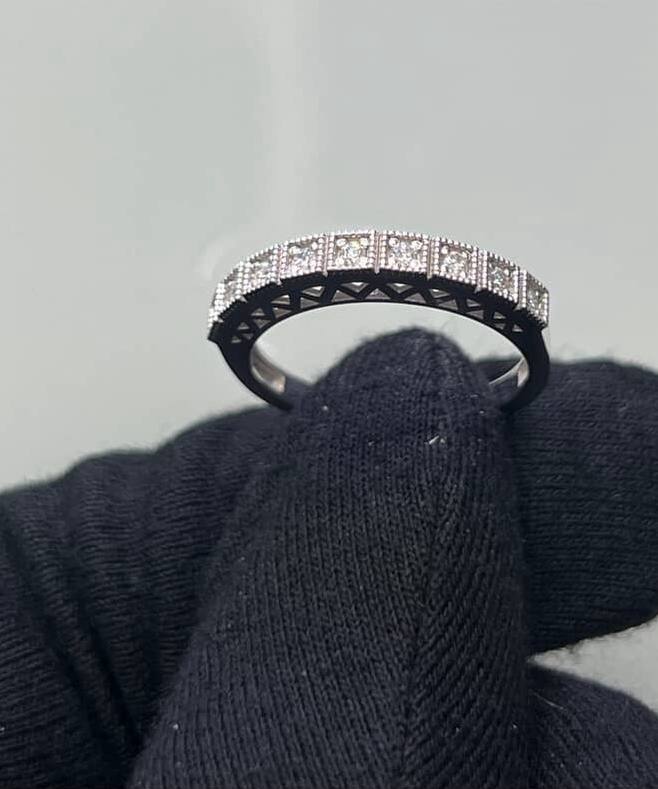 RING - - 18
