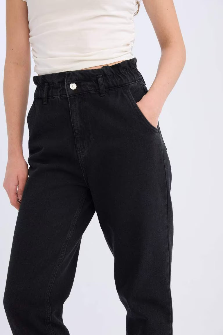 Paperbag Elastic Waist Ankle Length Jeans - -