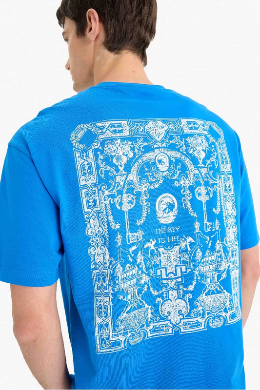 Boxy Fit Crew Neck Back Printed Cotton T-Shirt - -