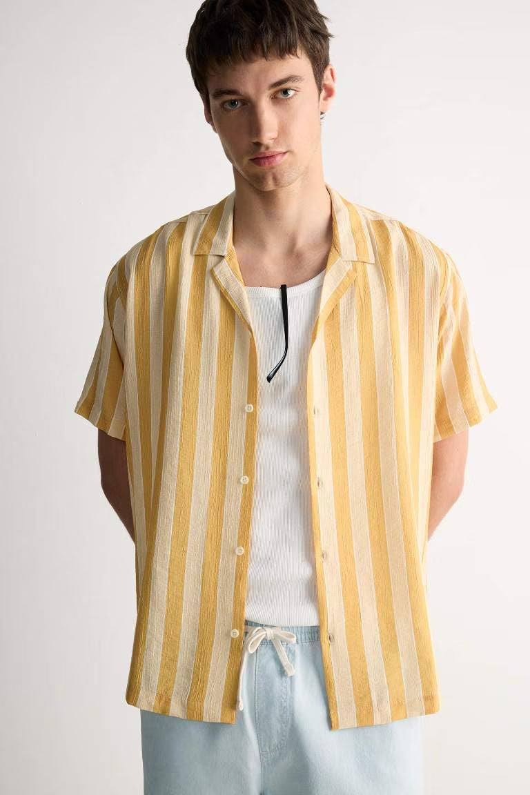 Regular Fit Polo Neck Jacquard Short Sleeve Shirt - -