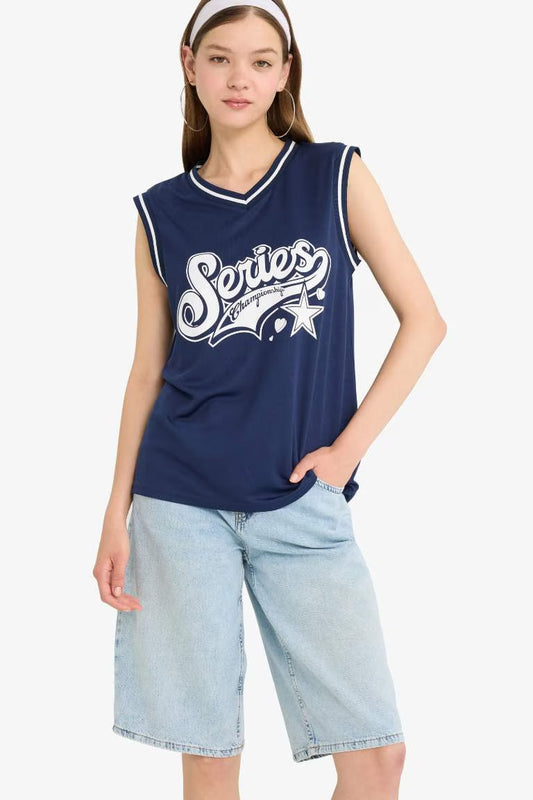 Oversize Fit Printed V-Neck Tank Top - -