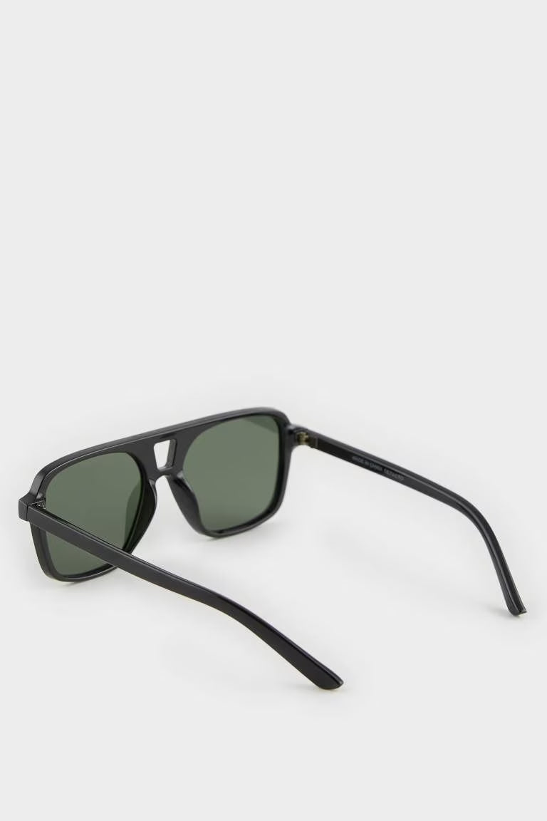 Man Round Sunglasses - -